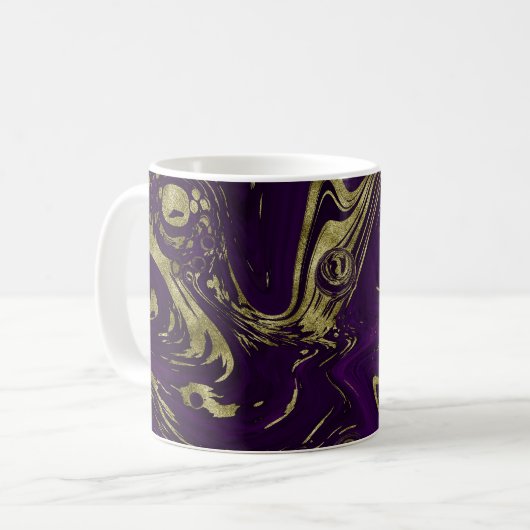 Mug Elégant moderne violet & or marbre spirale (Devant gauche)