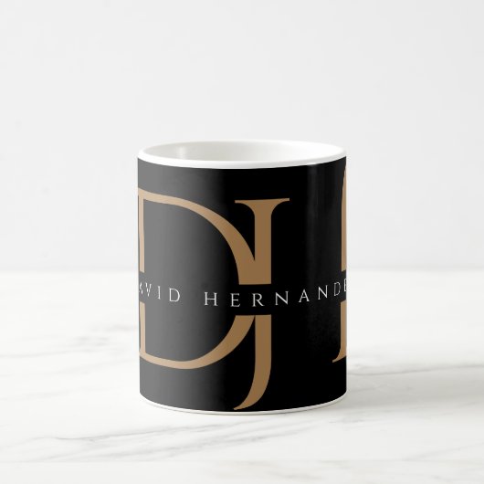 Mug Élégant Noir Initiales Or Monogramme Moderne Perso (Centre)