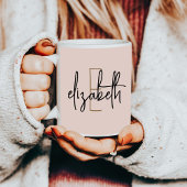 Mug Élégant Nom Monogramme Blush Pink Script