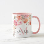 Mug Élégant Pastel Peach Rose Rose Rose Floral Monogra<br><div class="desc">Belle, Pastel Peach Rose Rose Floral nom personnalisé monogrammed mug. Elégant, couleur pêche rose clair roses d'aquarelle, design floral botanique avec feuillage sur arrière - plan blanc. Vous pouvez personnaliser avec votre nom et monogramme initial avec une typographie manuscrite assez élégante. Cette tasse féminine est un cadeau parfait pour elle...</div>