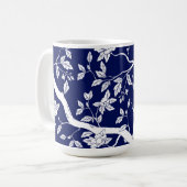Mug élégante Chinoiserie Bleue et Blanche (Devant gauche)