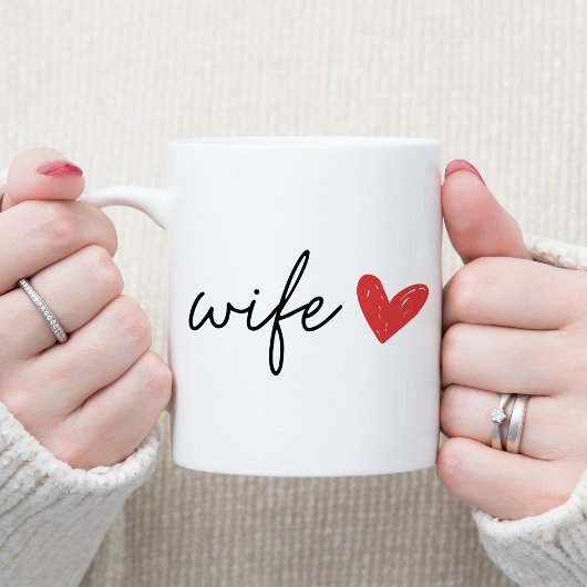 Mug Élégante femme au coeur rouge