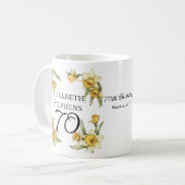 Mug Élégante jonquille jaune Floral 70e anniversaire (Devant gauche)