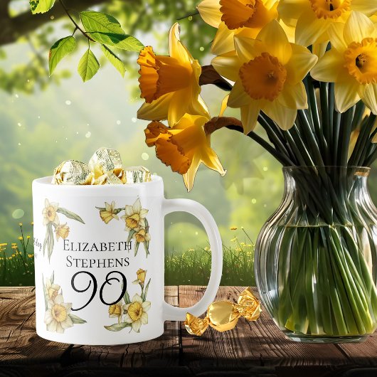 Mug Élégante jonquille jaune Floral 90e anniversaire
