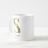 Mug Élégante verdure Monogramme Nom de famille Lettre  (Devant gauche)