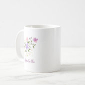 Mug Élégantes fleurs sauvages à l'aquarelle avec nom c (Devant gauche)