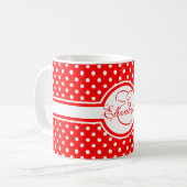 Mug Élégants Pois blancs sur Monogramme rouge (Devant gauche)