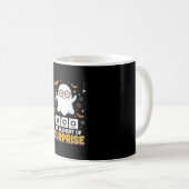 Mug Élément de surprise de fantôme de design Halloween (Devant droit)