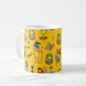 Mug éléments égyptiens, Anubis, motif pyramides. (Devant gauche)