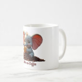Mug Eléphant bébé avec nouveauté de la boue de café (Devant droit)