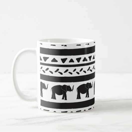 Mug Eléphants, lignes, triangles, sans couture décorat (Gauche)