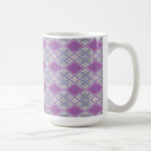 MUG ÉLEVÉ BLANC EN MAILLE ARGYLE LILAS (Droite)
