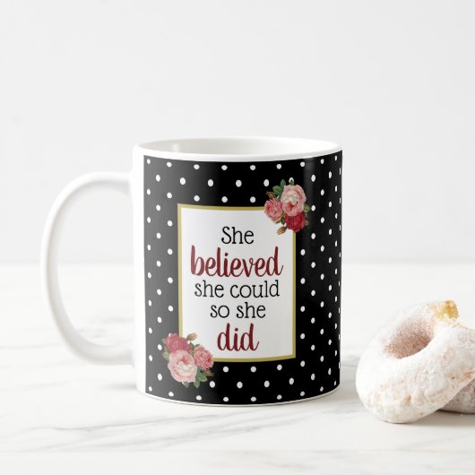Mug Elle Croyait Qu'Elle Pouvait Motiver Les Points Fl (Avec donut)