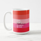 Mug Elle Qui Ose Gagner Motivationnel Pink Stripes (Gauche)