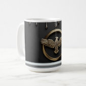 Mug Emblème d'aigle doré aux ailes déployées (Devant gauche)