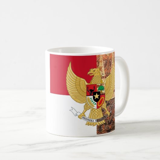 Mug Emblème de l'Indonésie - le drapeau de batik de (Devant droit)