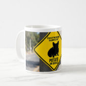 Mug Emotional Support Potato French Bulldog Funny Caut (Devant gauche)