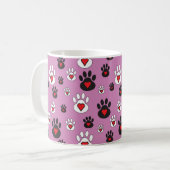 Mug Empreintes de pattes aux coeurs rouges sur rose (Devant gauche)