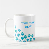 Mug Empreintes de pattes de chiot bleu avec texte pers (Gauche)