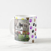 Mug Empreintes de pattes de monogramme de collage de (Devant gauche)