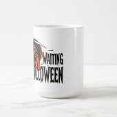 MUG EN ATTENDANT HALLOWEEN (Centre)