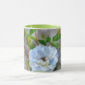 Mug en céramique avec fleurs de roses blanches (Centre)