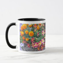 Mug en céramique avec Petunias et Marigolds
