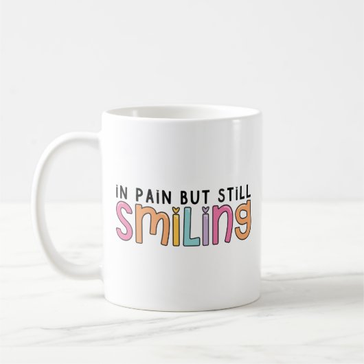 Mug en douleur mais souriant encore (Gauche)