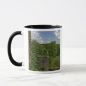 Mug En Irlande, au château de Blarney, une tour en pie (Gauche)