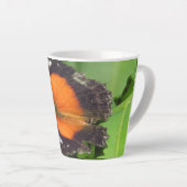 Mug en latte de papillon tropical (Angle droit)