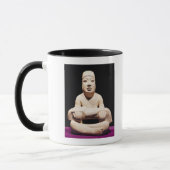 Mug En tailleur chiffre tenant un bébé, Olmec (Gauche)