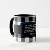 Mug Encourageant Verset Biblique, Noir Et Blanc Plaid (Devant gauche)