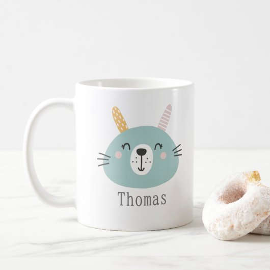 Mug Enfants Cute Scandi Bunny Nom personnalisé (Avec donut)