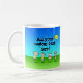 Mug Enfants jouant dehors un jour ensoleillé (Gauche)