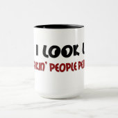 Mug Énonciation drôle de personne de personnes (Centre)