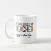 Mug Enseignant De L'Éducation Hors Service Dernier Jou (Gauche)
