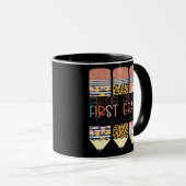 Mug Enseignant de première année drôle léopard crayon (Devant droit)
