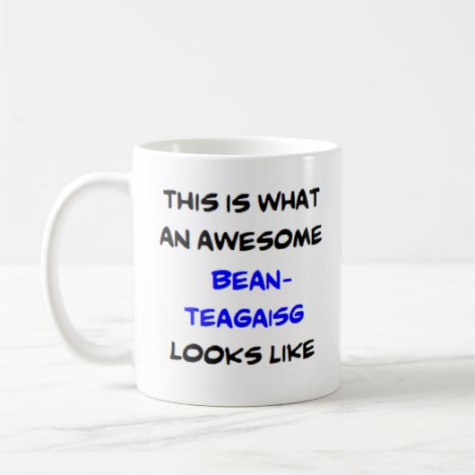 Mug enseignant écossais bean-teagaisg, formidable (Gauche)