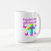 MUG ENSEIGNANTS DE CROIX ET DE BUTTERFLY BÉNÉFICIANT D (Devant droit)