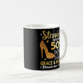 Mug Entrée dans mon 50e anniversaire avec grâce des di (Devant droit)