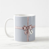 Mug Enveloppé dans un arc rose (Gauche)