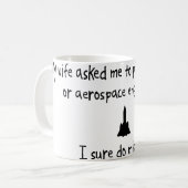 Mug Épouse de sélection ou ingénierie aérospatiale (Devant gauche)