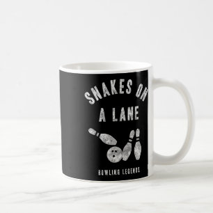Mug Équipe De Bowling Serpents De Chemise Sur Une Voie