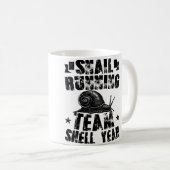 Mug Équipe de course d'escargot Drôle de sarcasme Cour (Devant droit)