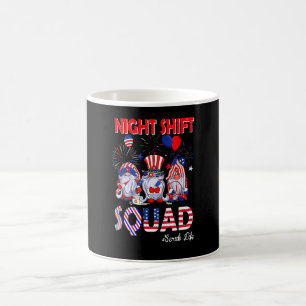 Mug Équipe de nuit scrub life infirmière patriotique 4