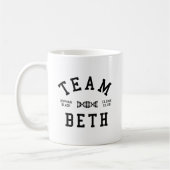 Mug Équipe noire orpheline Beth (Gauche)