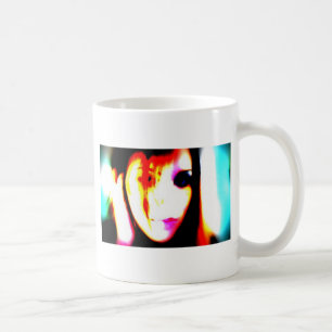 Mug ErinElise contre Marilyn Manson