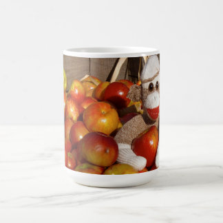 Mug Ernie que le singe Apple de chaussette attaquent