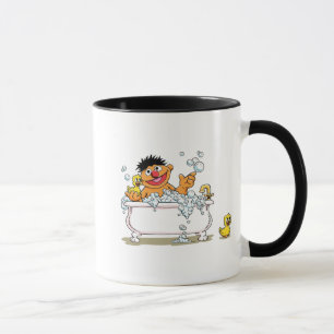 Mug Ernie vintage dans la baignoire