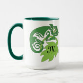 Mug Escalade de chameleon lunaire sur le Monogramme de (Gauche)